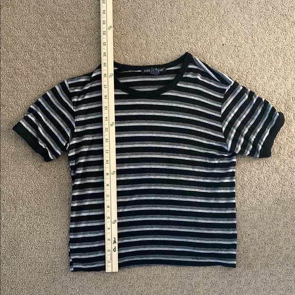 Juniors’ Stripped Black and Gray T-Shirt - Picture 2 of 7